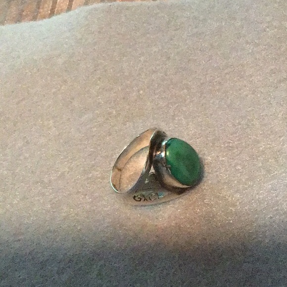 Turquoise ring - Picture 2 of 2